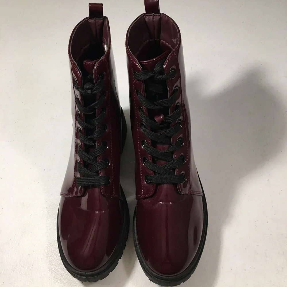 Olivia Miller Boots Booties Size 6